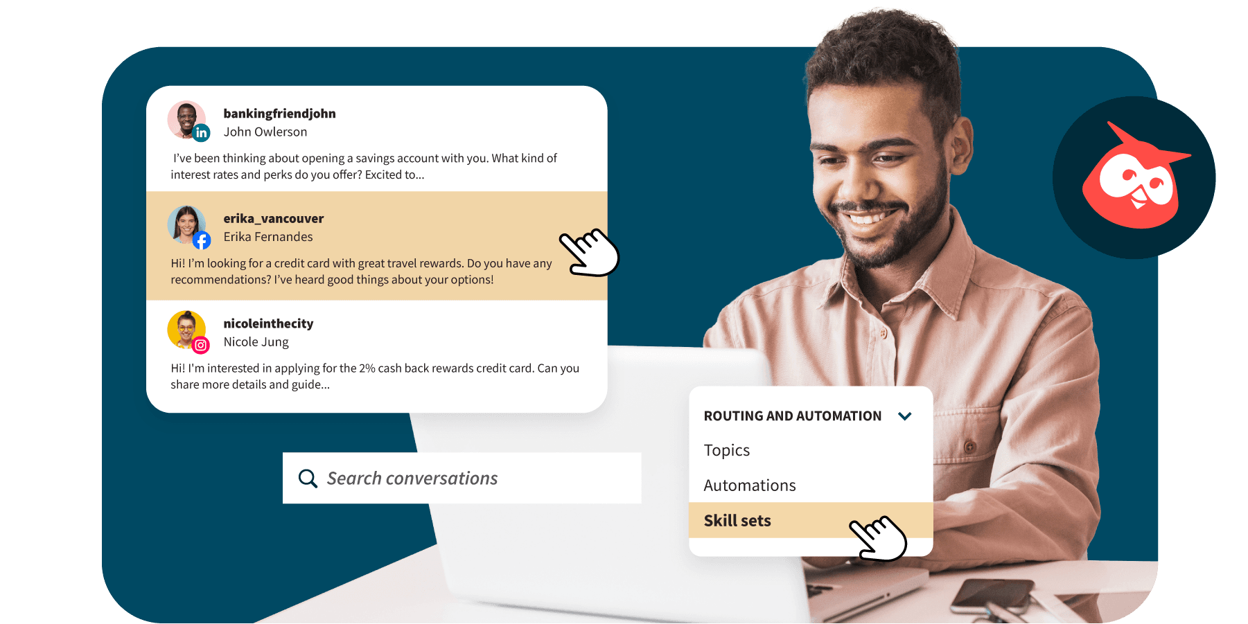 Hombre en un portátil usando Hootsuite Inbox